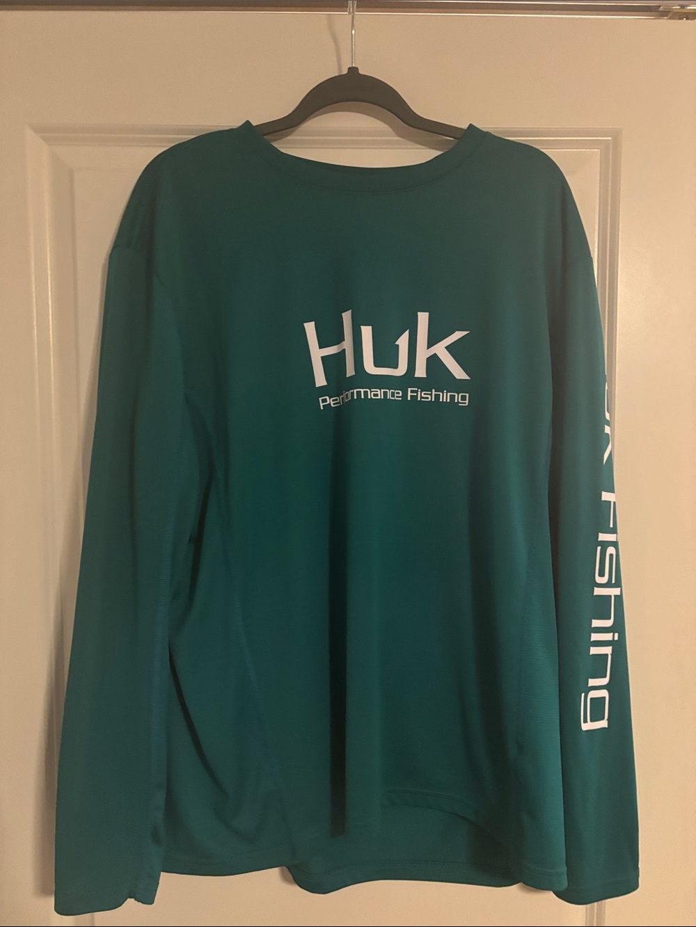 Men’s huk upf shirt